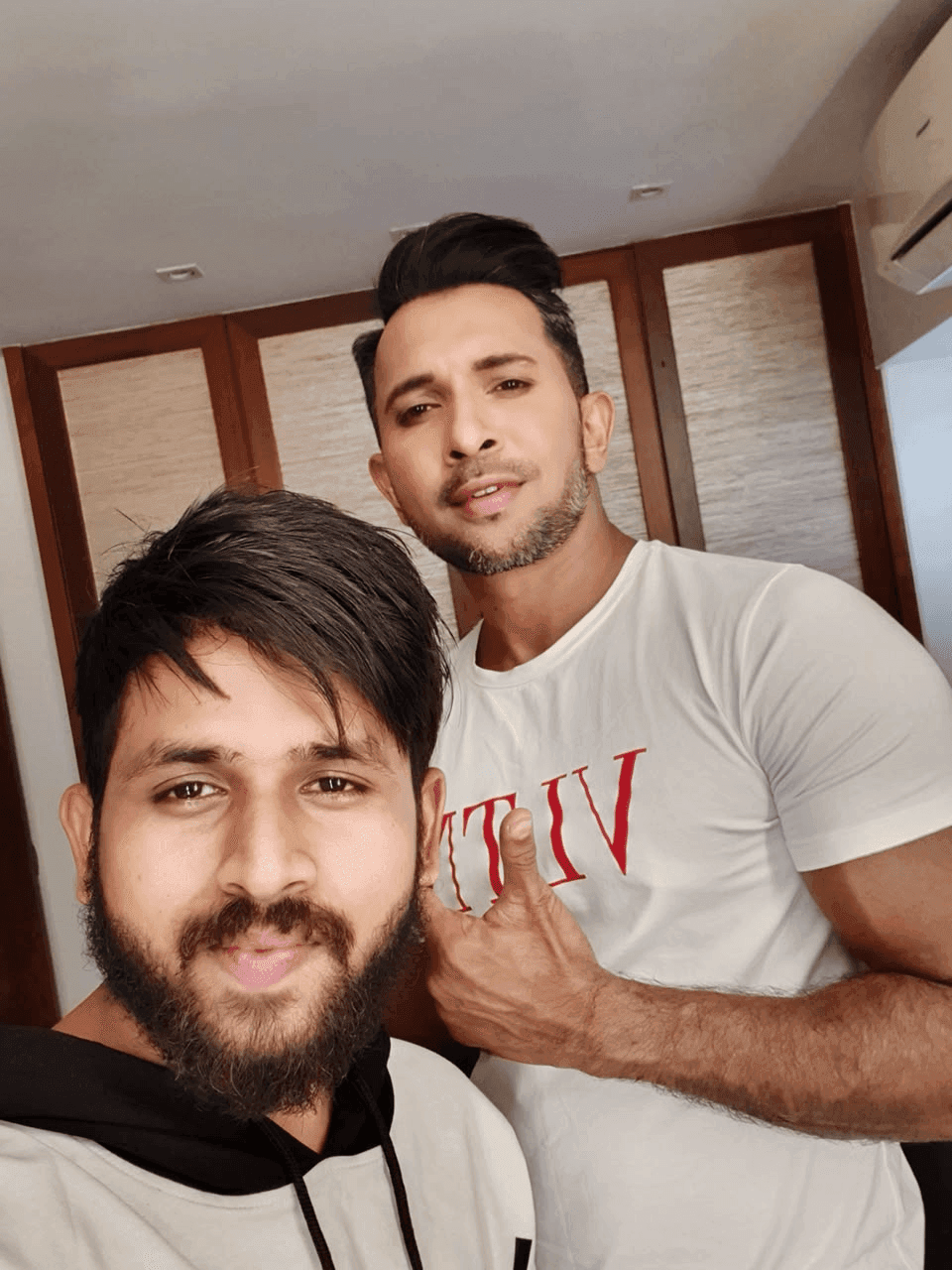 Salman Hair Studio Classic Sculpted Pompadour & Fade